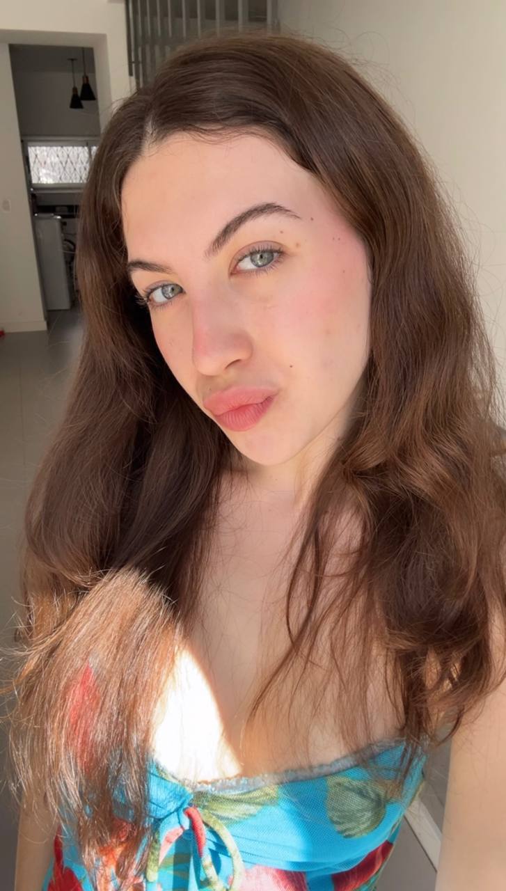 Nude girl Amber in Pohang