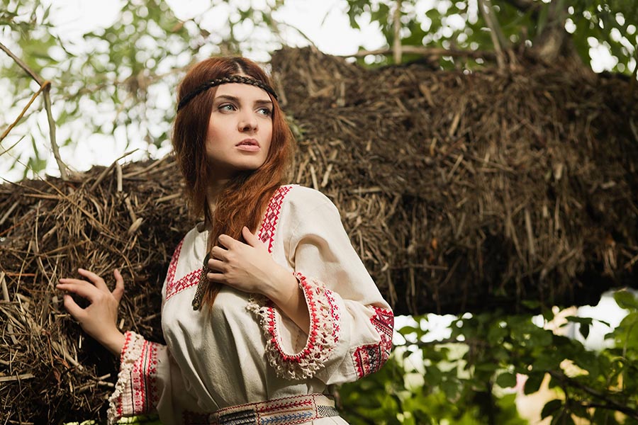 Women in Slavic costumes in Pohang