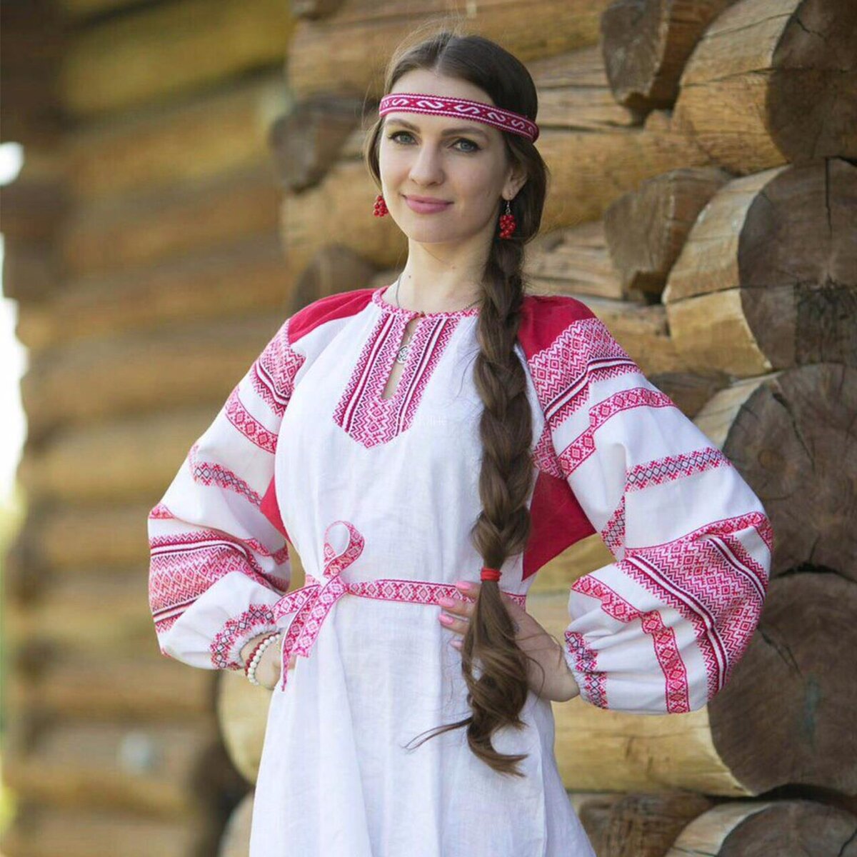 Girls in Slavic costumes in Pohang