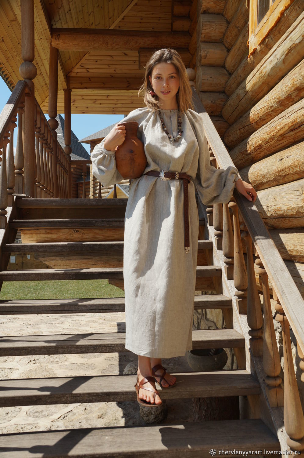 Girls in Slavic costumes in Pohang