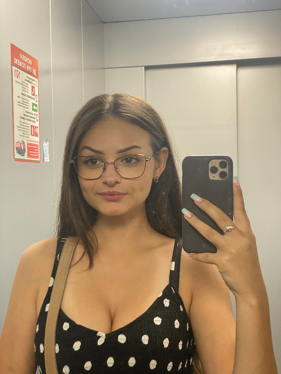 Sexy model Stacy in Pohang