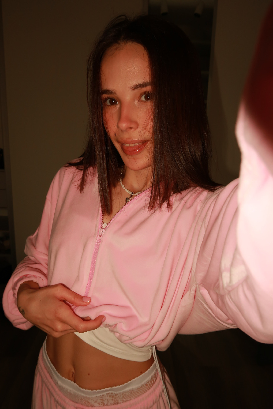 Tina brings the glow — live moments in Pohang